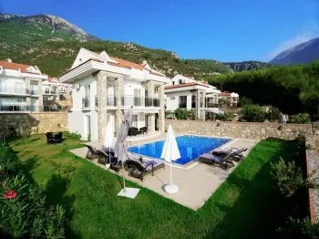 Private Ovacik villa with beautiful mature garden